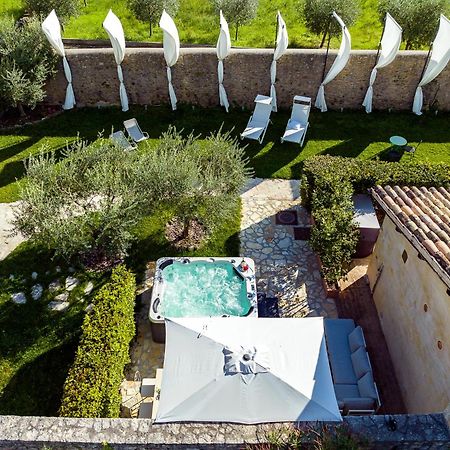 Ex Convento Santa Croce-Country Resort Сант'Анатолия-ди-Нарко Экстерьер фото