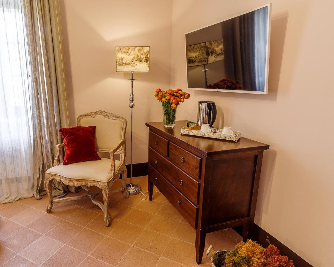 Ex Convento Santa Croce-Country Resort Сант'Анатолия-ди-Нарко Экстерьер фото