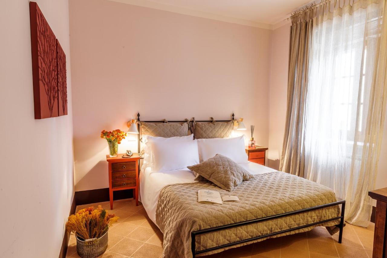 Ex Convento Santa Croce-Country Resort Сант'Анатолия-ди-Нарко Экстерьер фото